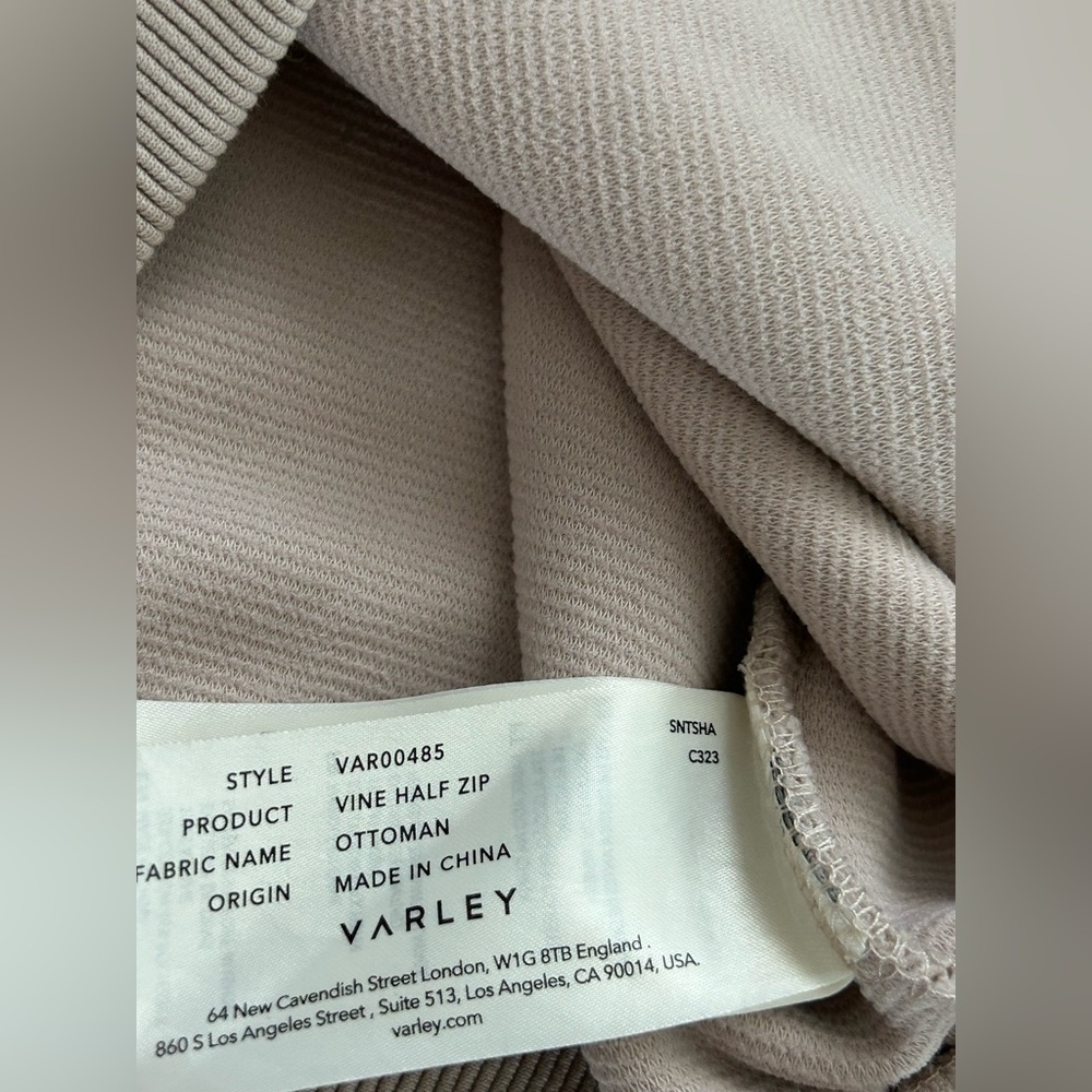 Varley Vine Half Zip Pullover Sweatshirt
Neutral
Mushroom
Size Small - Picture 7 of 11